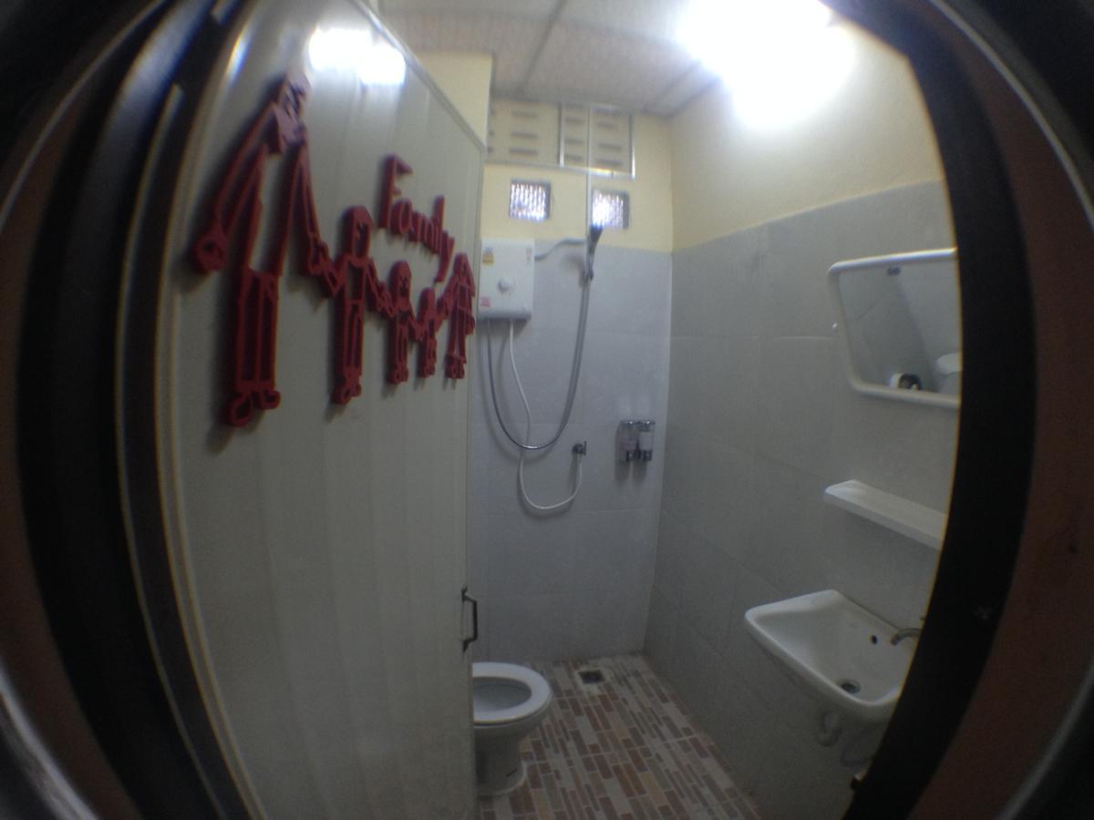 Bankaikow Hostel Kanchanaburi Luaran gambar